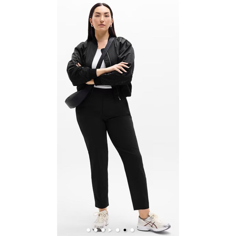 Athleta Endless High Rise Black Pull on zipper pockets Pants, size 14, MSRP $109